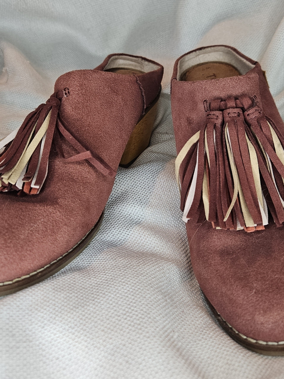 Toms Dusty Rose Suede Tassel Mules Size 7